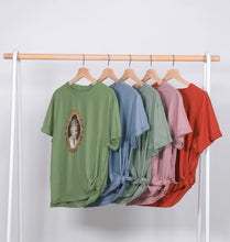 Queen Elizabeth II Relaxed Fit T-shirt