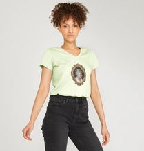 V Neck Queen Elizabeth II T-shirt